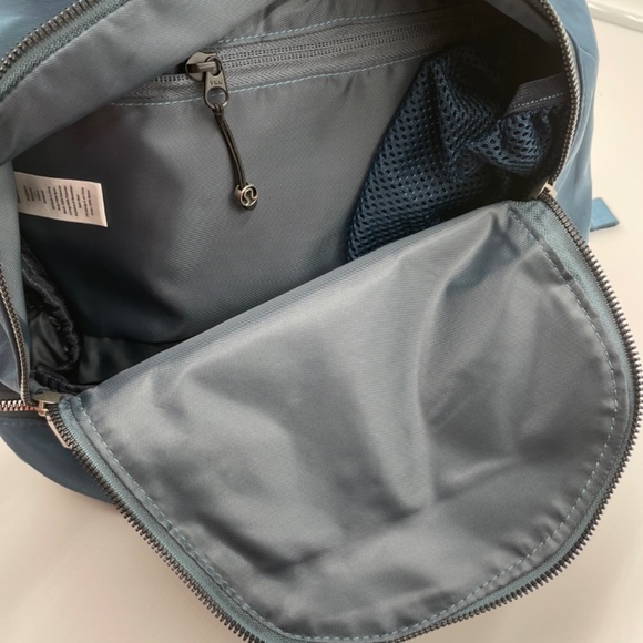 Lululemon City Adventurer Backpack Mini in Blue 10L - Picture 6 of 10